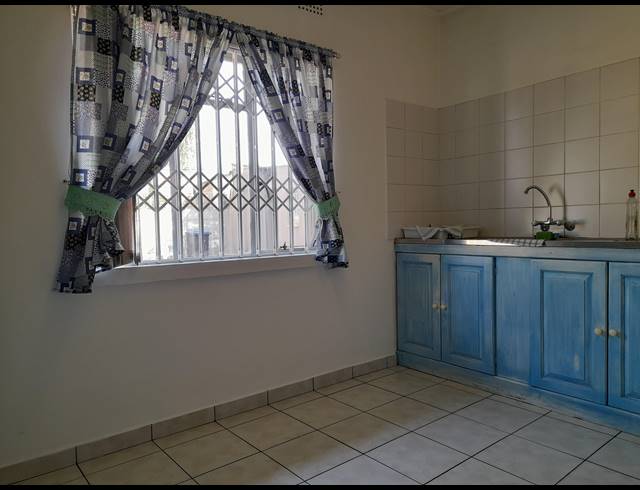 214M² OFFICE FOR SALE IN VANDERBIJLPARK CW 1